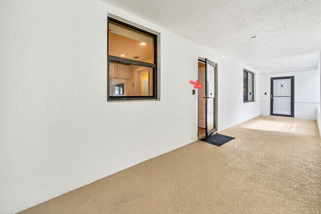 Building Photo - 827 Oak Harbour Dr