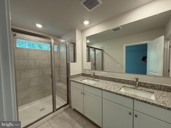Building Photo - 6839 Winterhill Ln