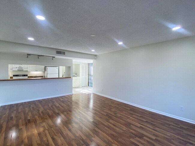 Building Photo - 4283 Wood Ride Rd