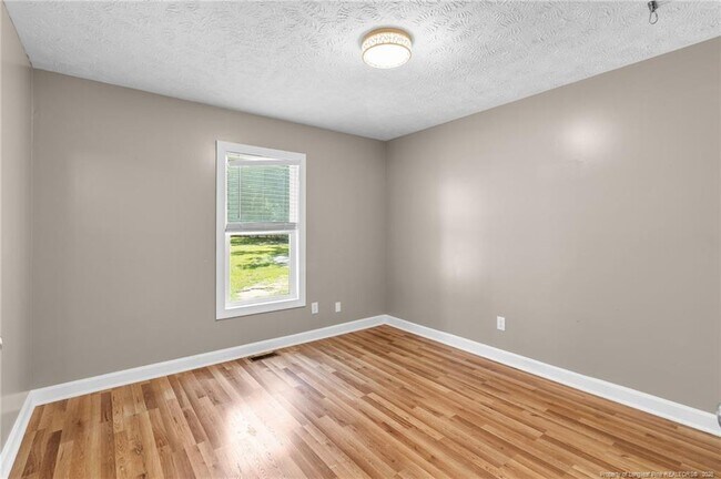 Building Photo - 3412 Cedar Hill Dr