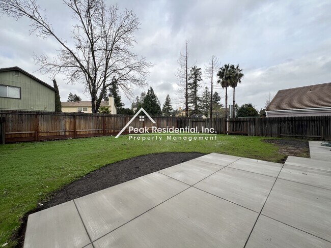 Building Photo - 5205 Efthemia Way