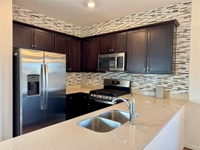 Building Photo - 14221 Lyndora Ln