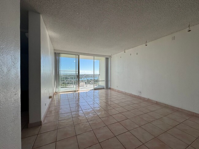 Building Photo - Charming 2-Bedroom, 1-Bath Condo with Grea...