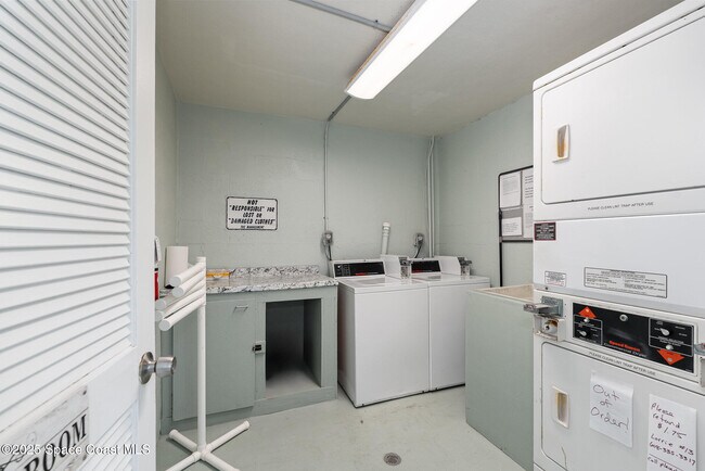 Building Photo - 2625 S Atlantic Ave