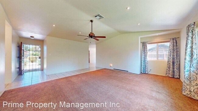 Building Photo - 3 br, 2 bath House - 1152 Menlo Avenue