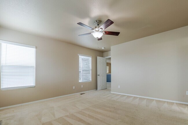 Building Photo - $2195 | 3BR/2.5BA | Dog Friendly Beautiful Home in Stetson Hills