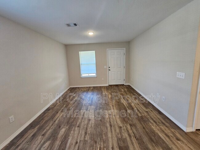 Building Photo - 2211 Forsyth St