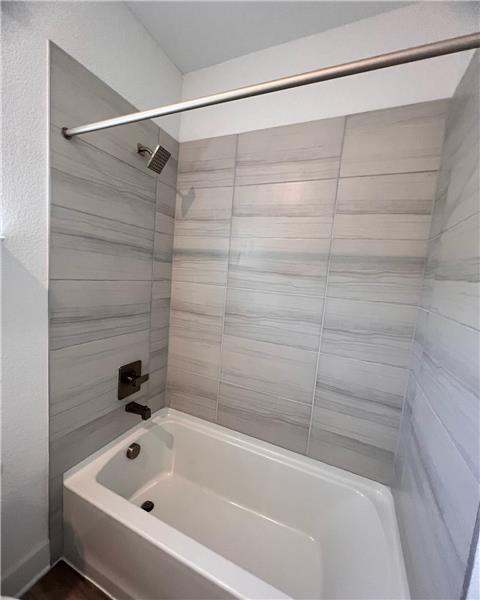 Building Photo - 2530 Alister Ln