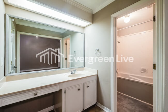 Building Photo - 103 Ridgecrest Dr