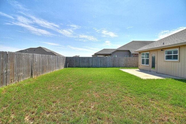 Building Photo - 7918 Fort Griffen Dr