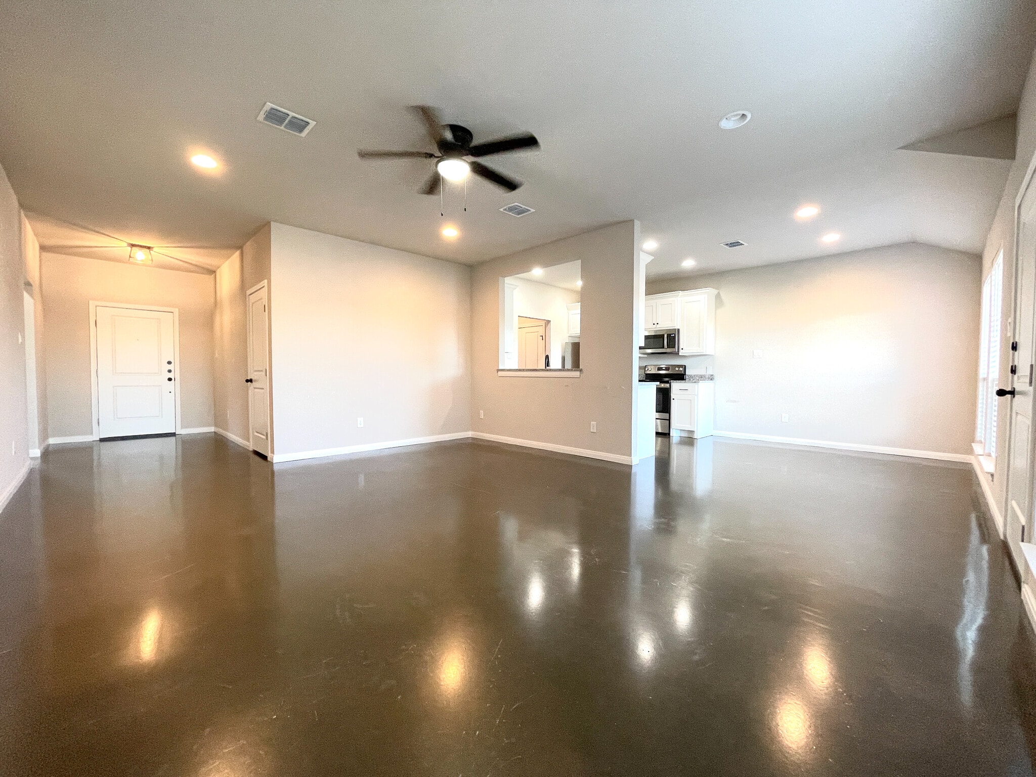 Building Photo - 100 W Windmill Way