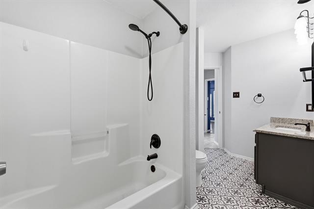 Building Photo - 6804 Riverchase Trail