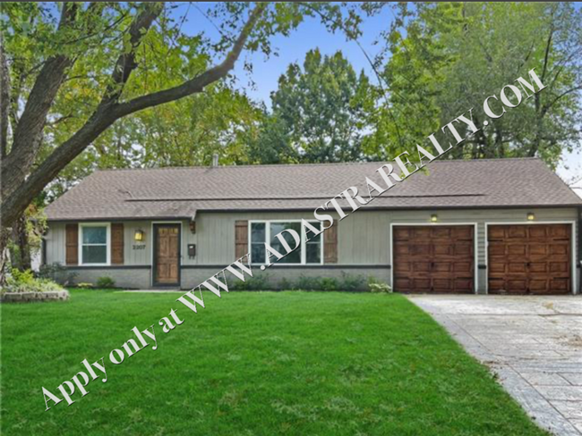 Primary Photo - Beautiful 3 Bed 2 Bath Home in Prairie Vil...