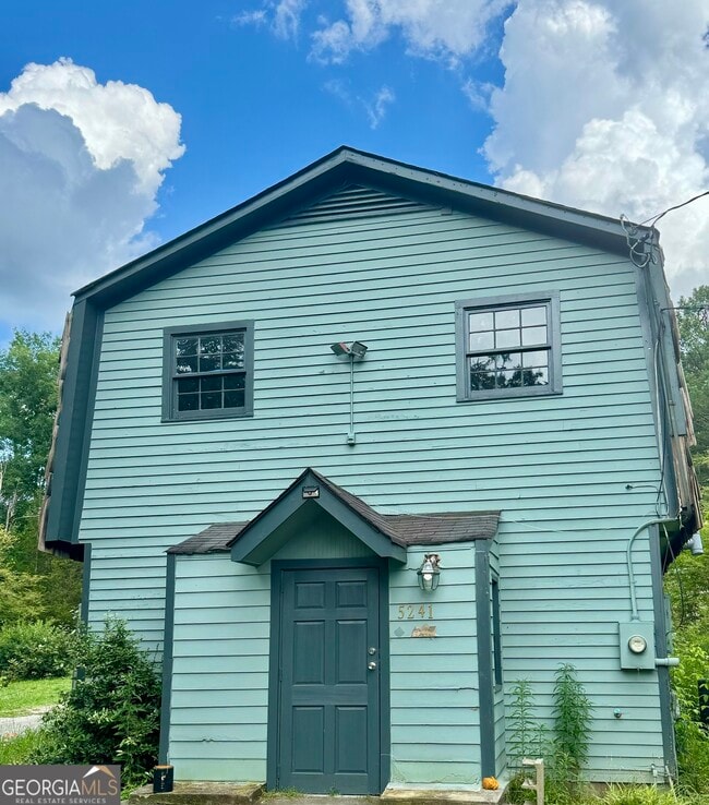 Building Photo - 5241 Rock Springs Rd