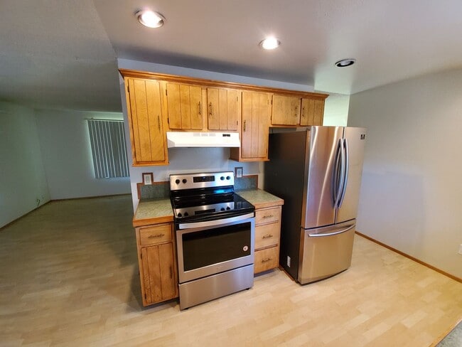 Building Photo - 3 Bed, 1.75 bath Home in Port Orchard