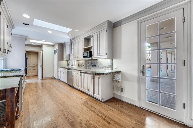 Building Photo - 4522 Westway Ave