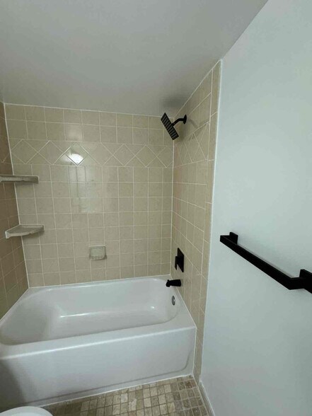 Building Photo - 3101 S Manchester St