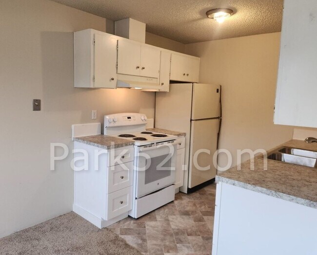 Building Photo - 1/2 Off 1st Full Month's Rent! 2 Bedroom 1...