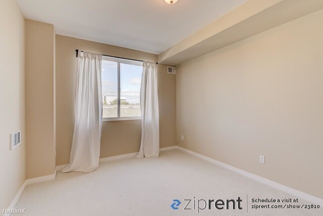 Building Photo - 1 br, 1 bath Condo - 3090 Glascock St, Oak...