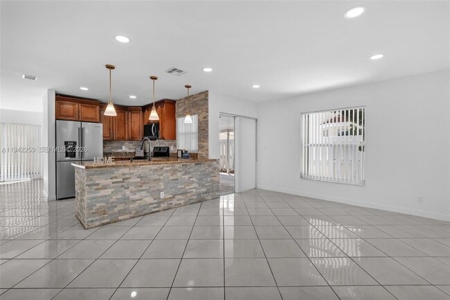 Building Photo - 300 SW 100th Ave