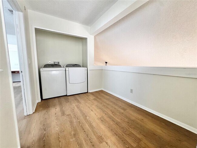 Building Photo - 310 Foxboro Ct