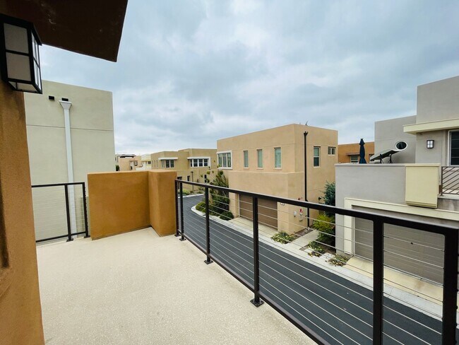 Building Photo - Modern 4BR Home in Irvine Great Park | Resort-Style Amenities & Top Schools