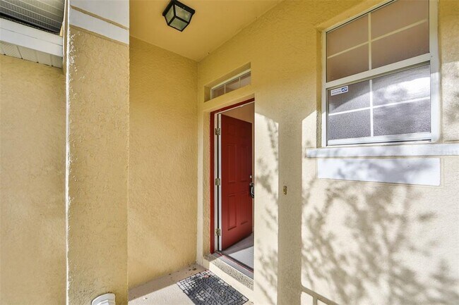 Building Photo - 9805 Carlsdale Dr