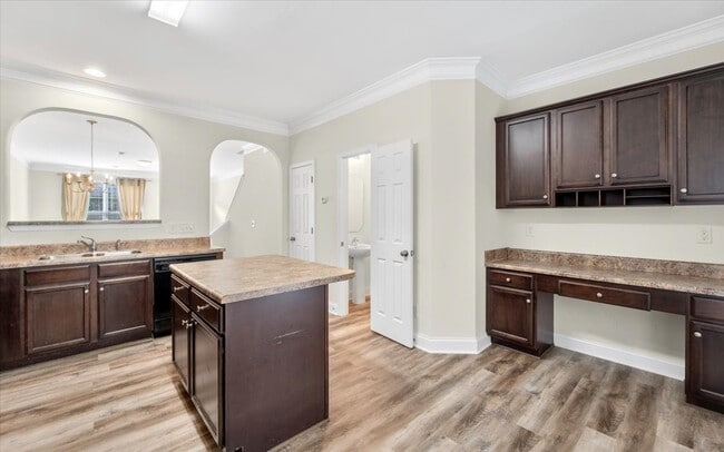 Building Photo - 3770 Shadow Ridge Dr