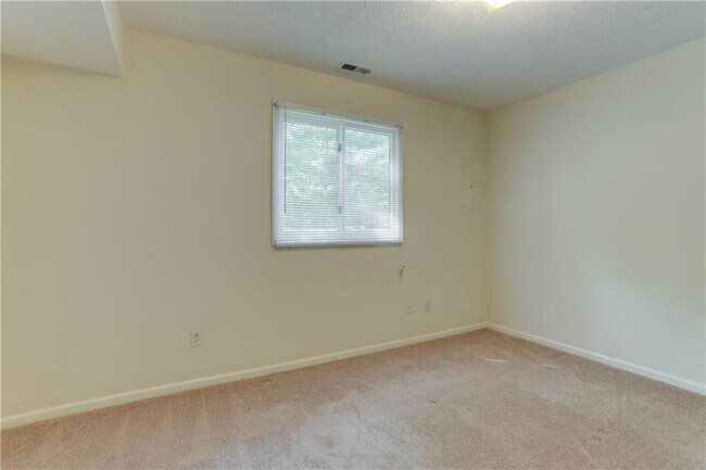 Building Photo - 88 Keran Manor Ct