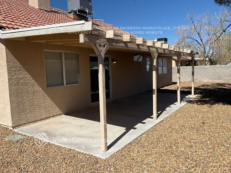 Building Photo - 5881 Cherry Falls Ct