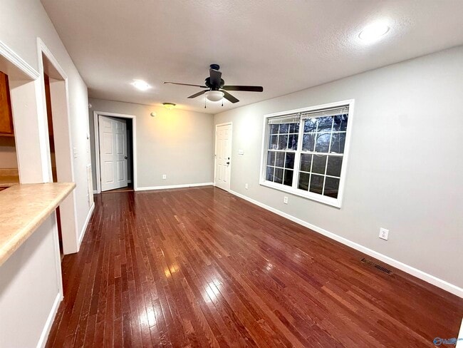 Building Photo - 1316 Starnes St