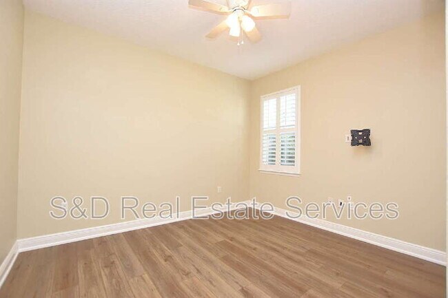 Building Photo - 1977 Wind Meadows Dr