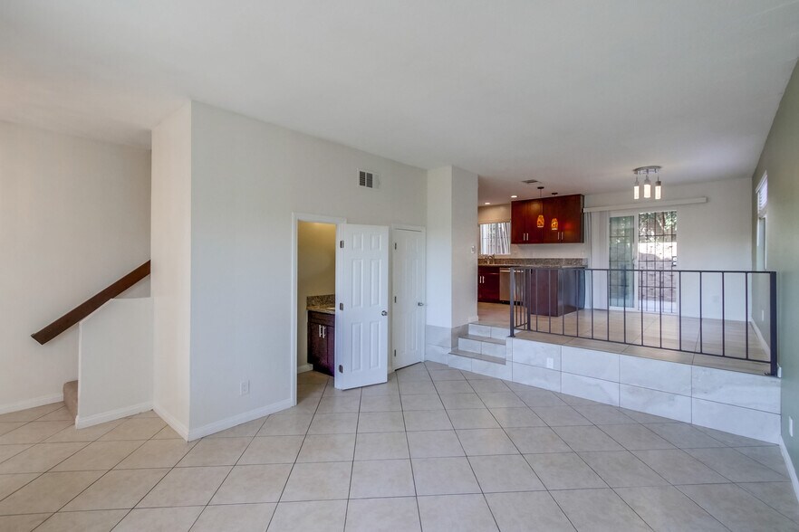 Building Photo - 2724 K St
