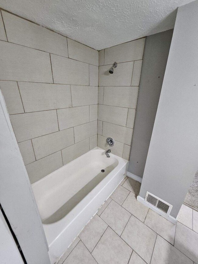 Building Photo - 16300 Corkhill Rd