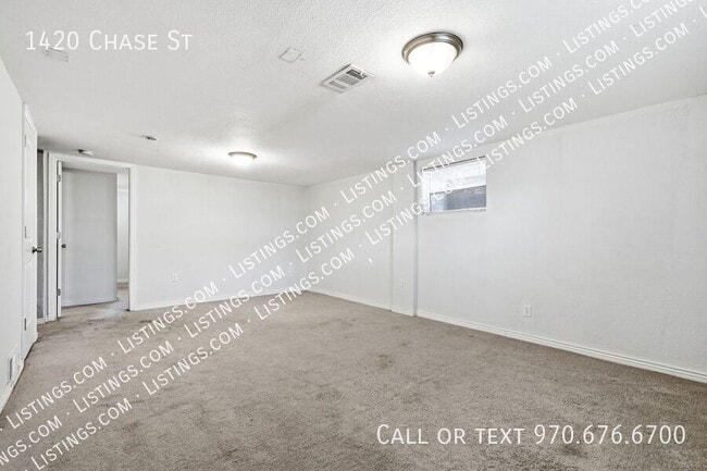 Building Photo - 1420 Chase St