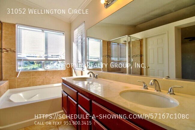 Building Photo - 31052 Wellington Cir