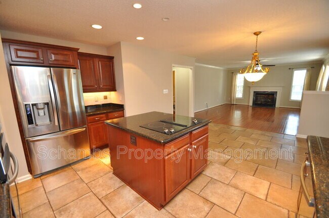 Building Photo - 2307 Fordcrest Dr