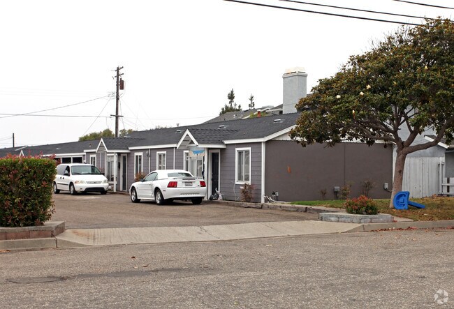 Building Photo - 341 N 3rd St