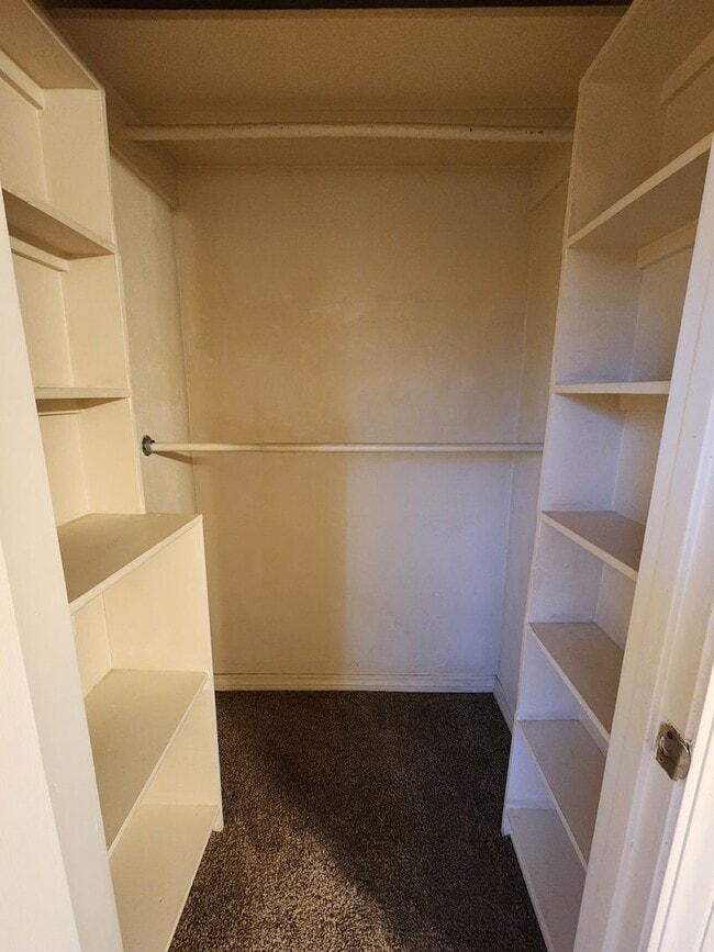 Building Photo - 1417 Fifth St.