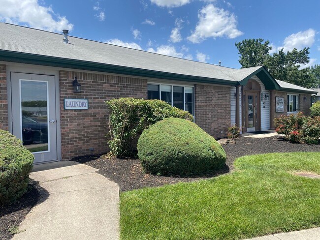 Building Photo - Beautiful 2 bedroom 2 bath apartment