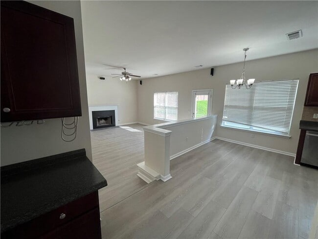 Building Photo - 420 Rockbass Rd