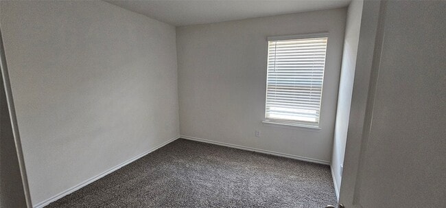 Building Photo - 3722 Pronghorn Ln