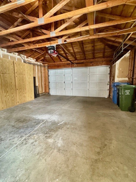 Building Photo - 2013 Raphael Ct