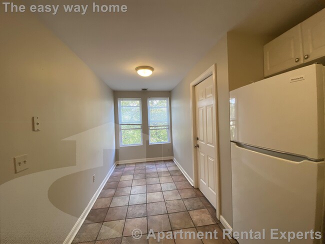 Building Photo - Cambridgeport 3 bedroom