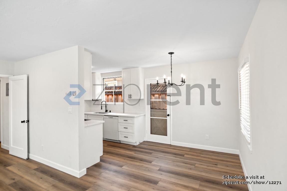 Building Photo - 1498 Valota Rd