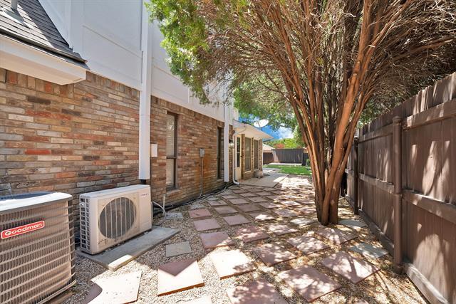 Building Photo - 4021 San Mateo Dr