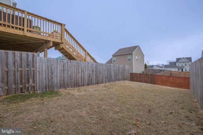 Building Photo - 440 Rumbling Rock Rd