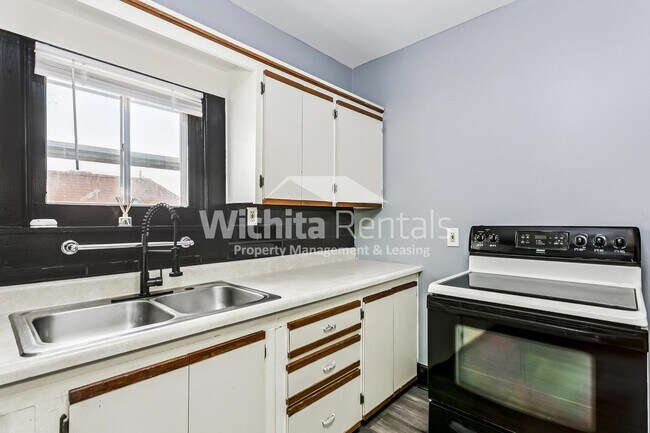 Building Photo - 1132 B W Munnell Ave