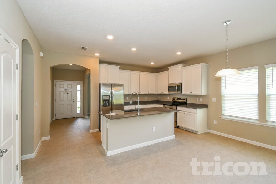 Building Photo - 10328 Pavnes Creek Dr