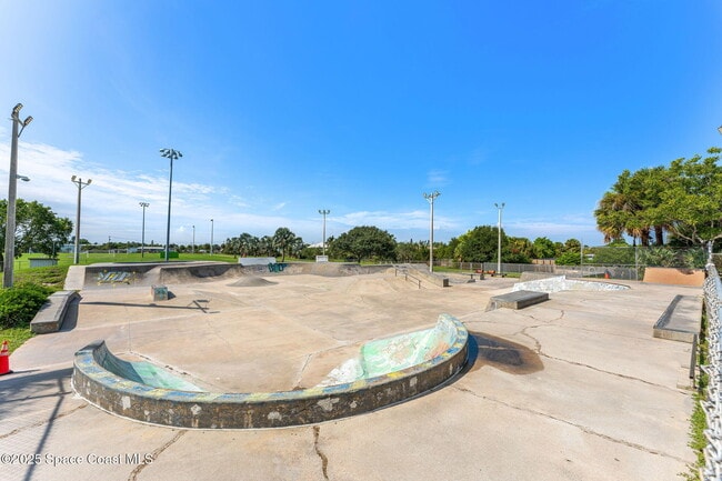 Building Photo - 1125 Jimmy Buffett Mem Hwy